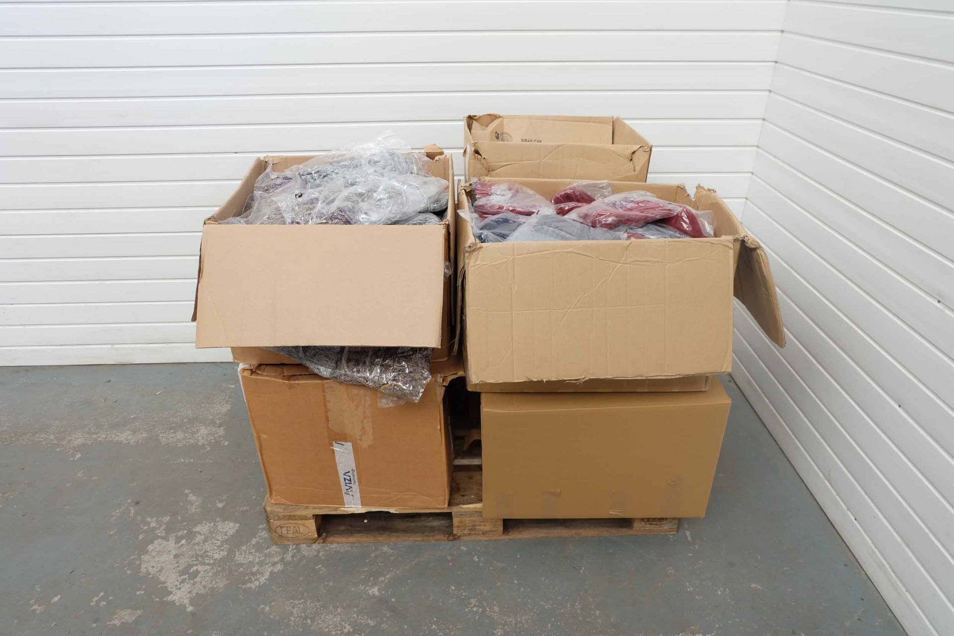 Quantity of Knitted Goods as Photographed. Includes Socks, Scarfs, Shawls & Hats. - Image 10 of 10