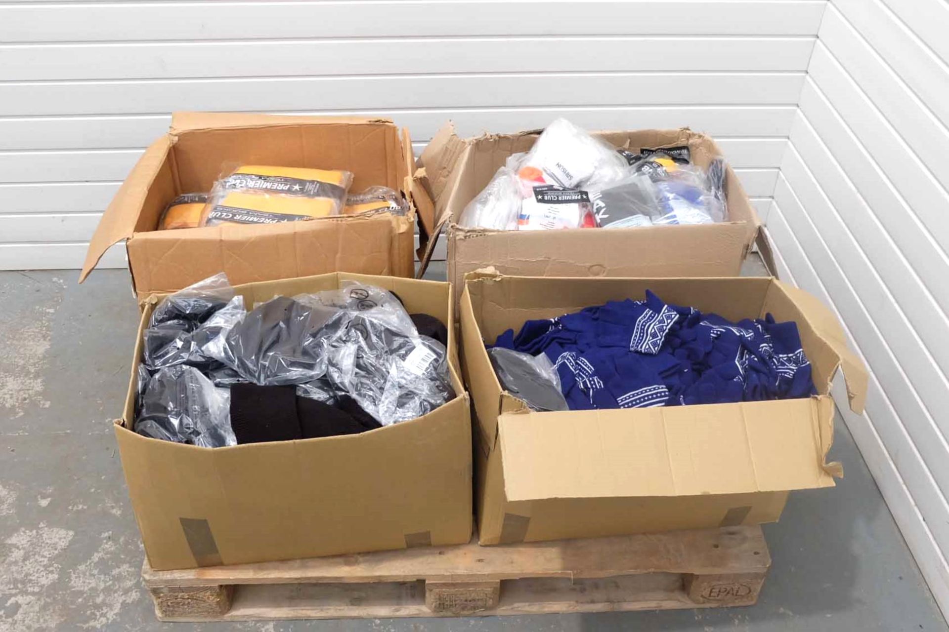 Quantity of Knitted Goods as Photographed. Includes Hats, Gloves & Socks. - Image 6 of 10