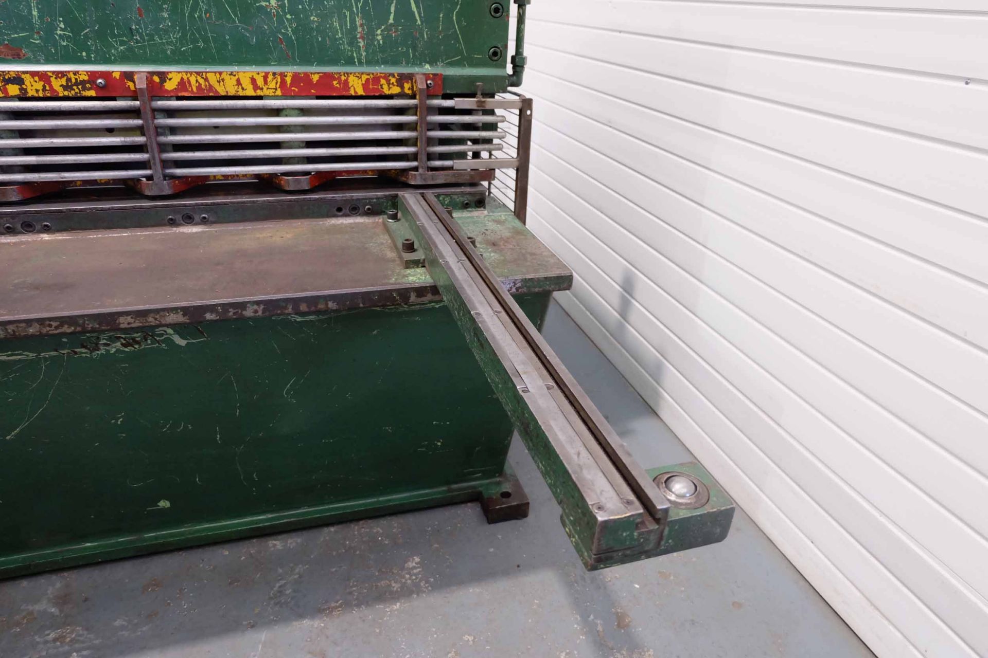 ELGA HYDRASHEAR 10' Guillotine. Power Back Gauge. 4 x Arms. - Image 6 of 13