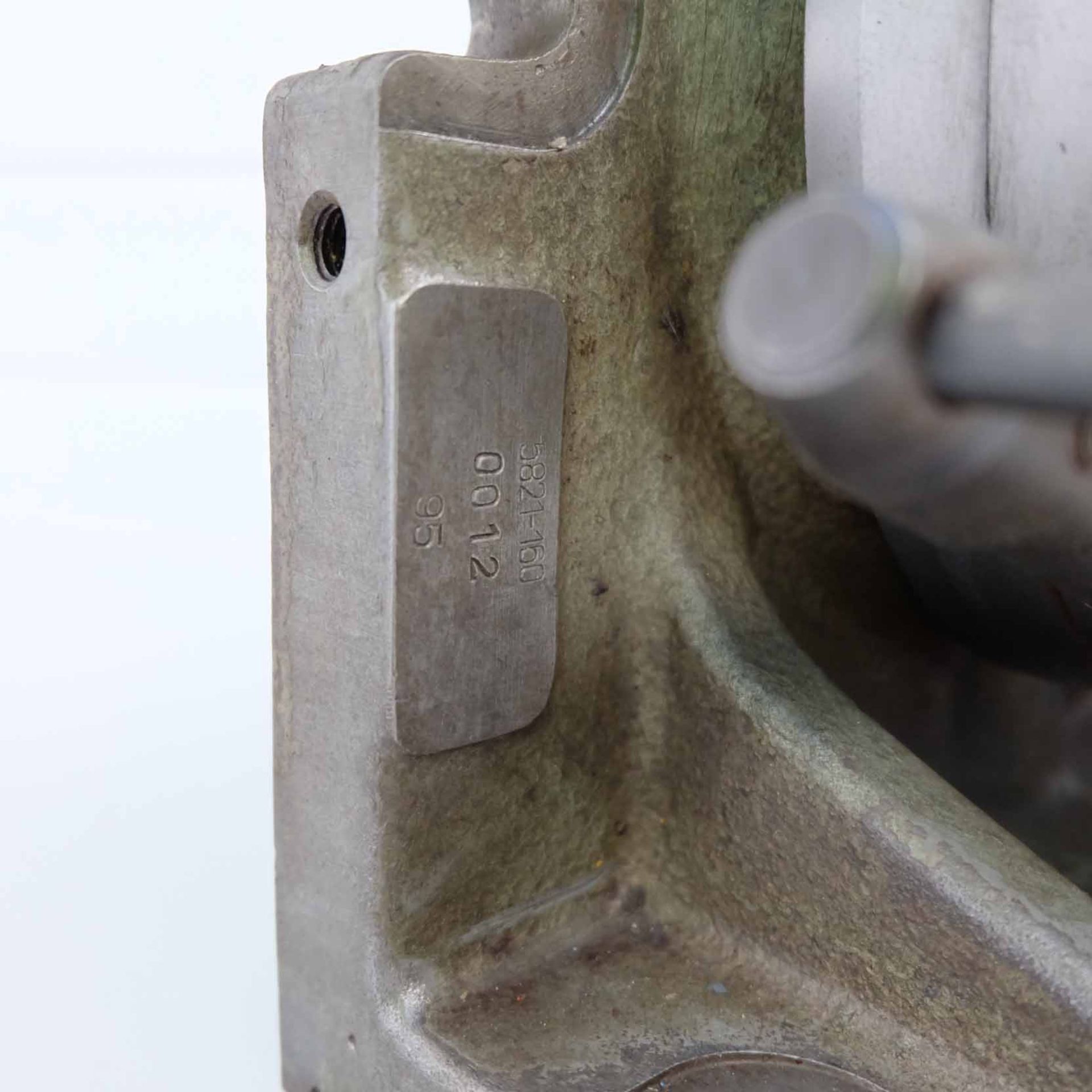 Horizontal/Vertical Indexing Head With Tailstock. 6 1/4" Centre Height. 200mm Diameter Chuck With Re - Image 4 of 5