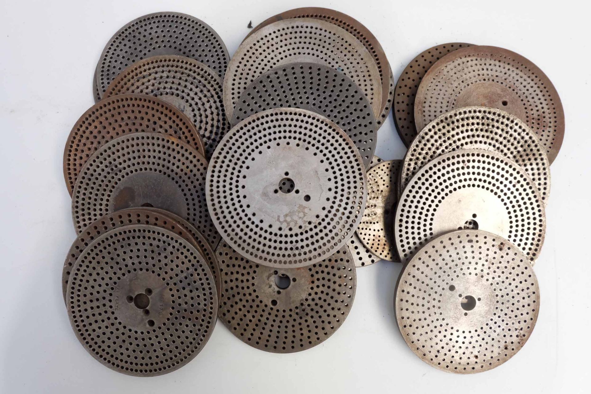 Quantity of Dividing Plates for Dividing Heads. Various Sizes. - Image 2 of 2