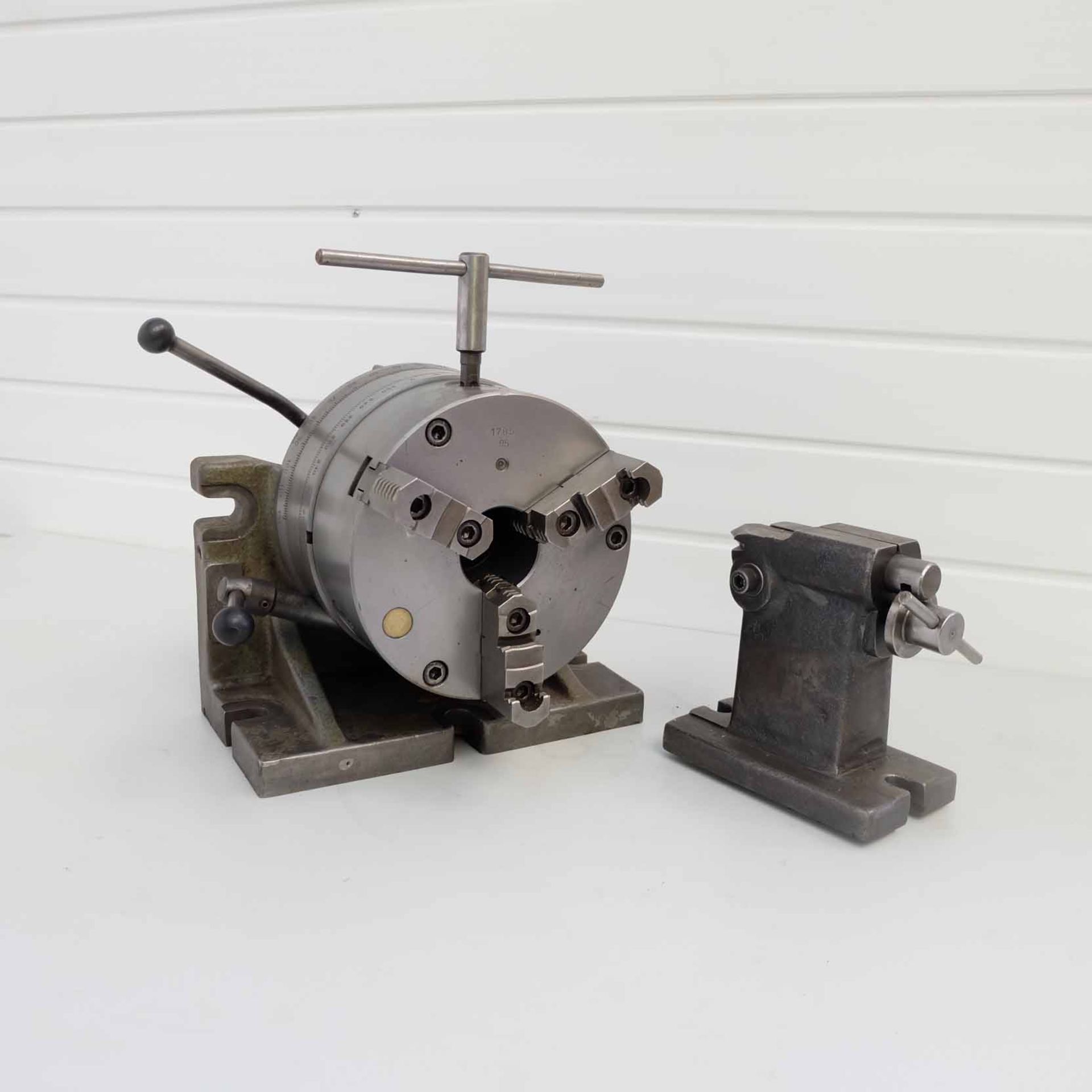 Horizontal/Vertical Indexing Head With Tailstock. 6 1/4" Centre Height. 200mm Diameter Chuck With Re