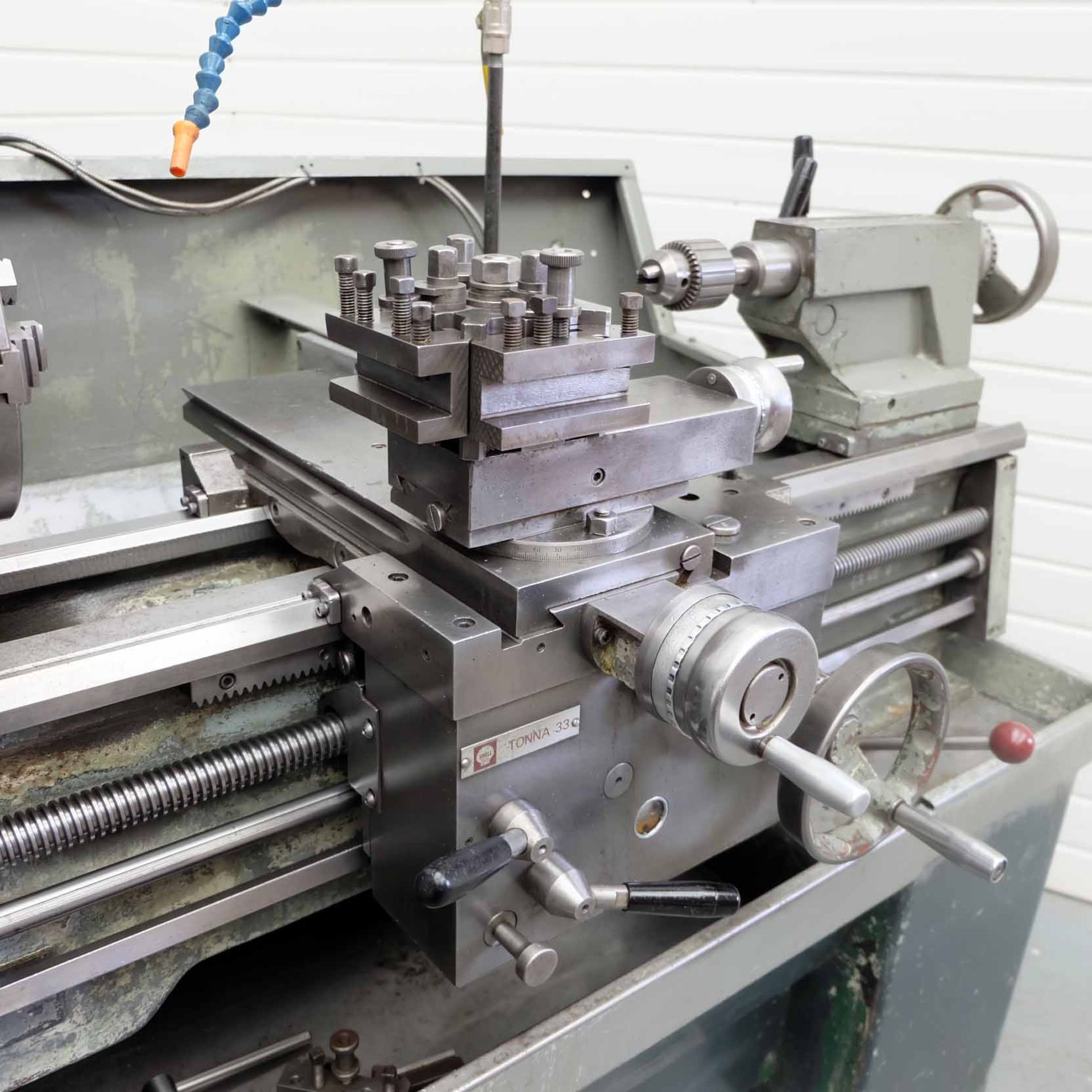 Colchester Master 2500 Centre Lathe. Swing Over Bed 13 1/4". Admits Between Centres 25". Spindle Bor - Image 6 of 13