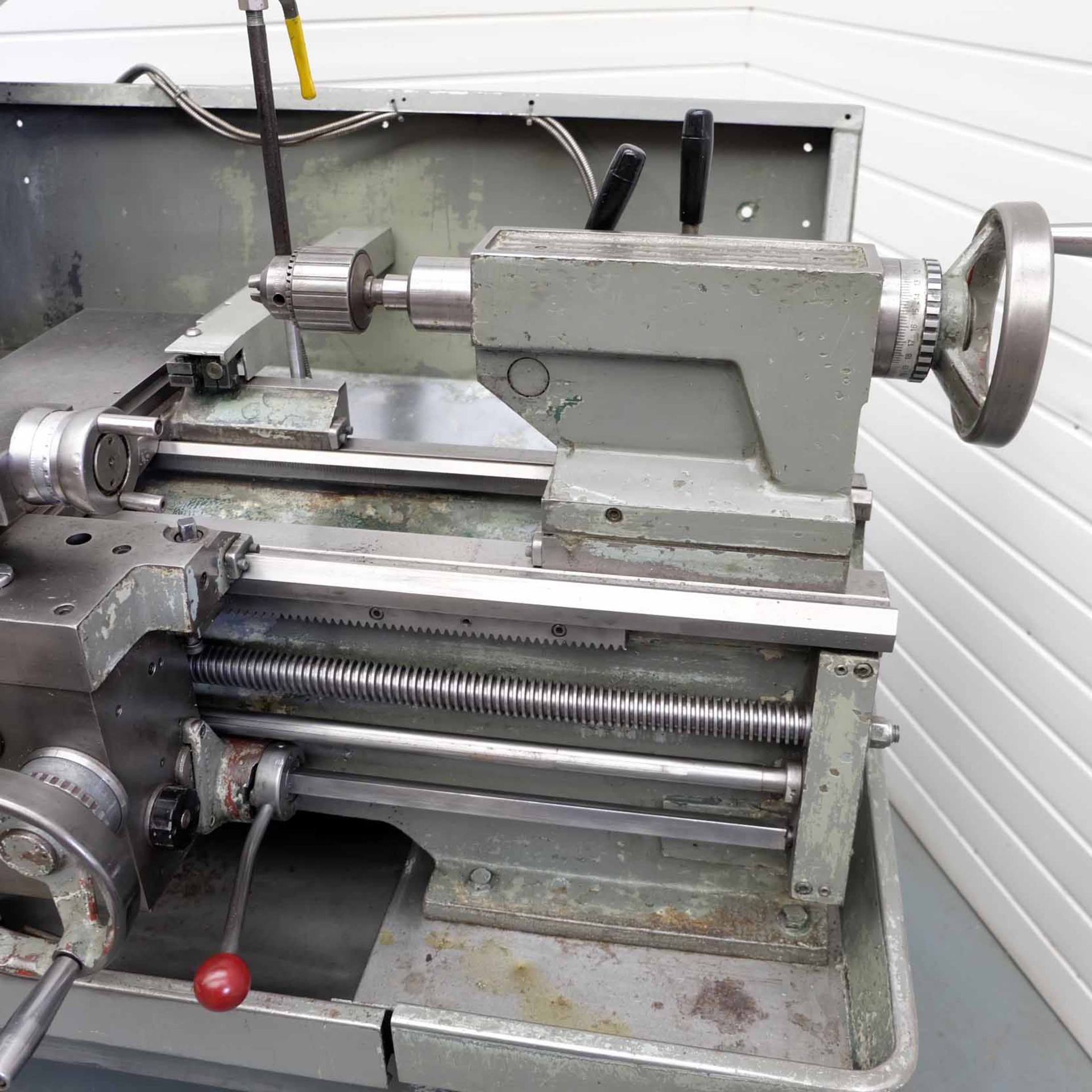 Colchester Master 2500 Centre Lathe. Swing Over Bed 13 1/4". Admits Between Centres 25". Spindle Bor - Image 8 of 13