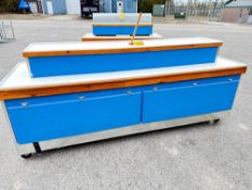 Display Base Cabinet: 32