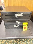 (4) Cash Drawers with (3) Trays (No Keys) (Location: St. Ignace, MI) - Rigging Fee: FREE