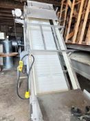S/S Frame Inclined Conveyor: 22” Width x 184