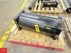 Parker Hydraulic Cylinder, Model: 14,00D2ALVS14A28.000 - Rigging Fee: $75