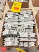 (28) Siemens Auxiliary Circuit Switches, Model: 5ST3010-0HG