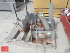 (4) Blue Giant Strongarm ML10 Loading Dock Trailer Locks with 30,000 LB (13,636 kg) Restraining