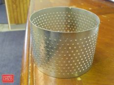 S/S Cheese Forms, Round, Perforated: 4