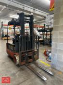 Linde 3,500 LB Dual-Mast Electric Fork Truck with Side Shift, Model: ER18-AC, S/N: 1A15020W00077