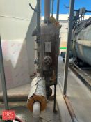 Williams & Davis Vertical Expansion Tank, 155 PSI @ 366° F, S/N: 10525 (Subject to Confirmation) -