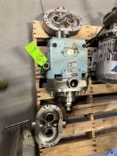 WAUKESHA CHERRY BURRELL POSITIVE DISPLACEMENT PUMP HEAD, MODEL 060U2 (SIMPLE LOADING FEE $110)