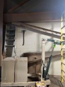 BEECH DESIGN AND MANUFACTURING HYDRAULIC FLOOR CRANE (Located Freehold, NJ) (Simple Loading Fee