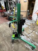 VALLEY CRAFT MANUAL STEEL STADDLED UNIVERSAL LIFT/STACKER MODEL:8575D 0910