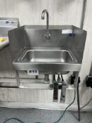 ONE BOWL STAINLESS STEEL SINK MODEL:NSFD032054 DIMS APPROX 48