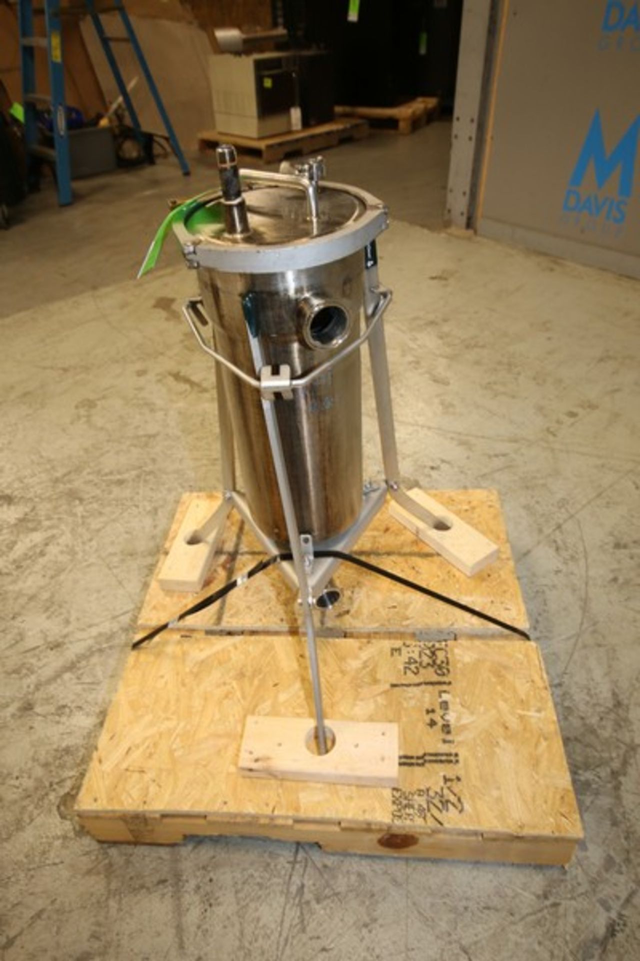 Tri Clover 20” H x 8” W S/S On-Line Filter, with 2” CT Connections, Includes Internal Screen Basket, - Image 4 of 5
