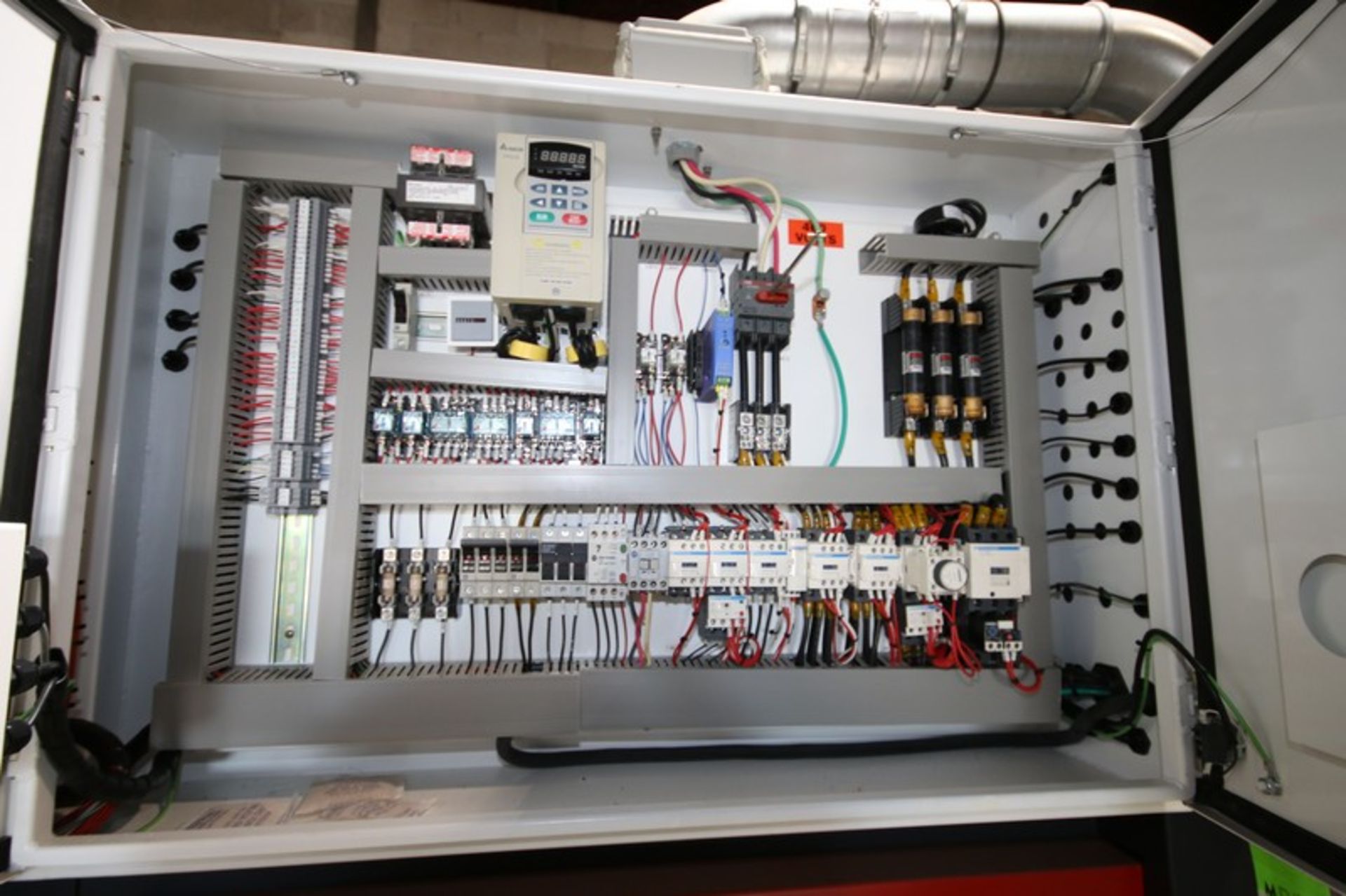 Timesaver 36” W Belt Sander, Model 2211-23-0, SN 31326, Series 2200, with Delta VFD Controller, - Image 10 of 16