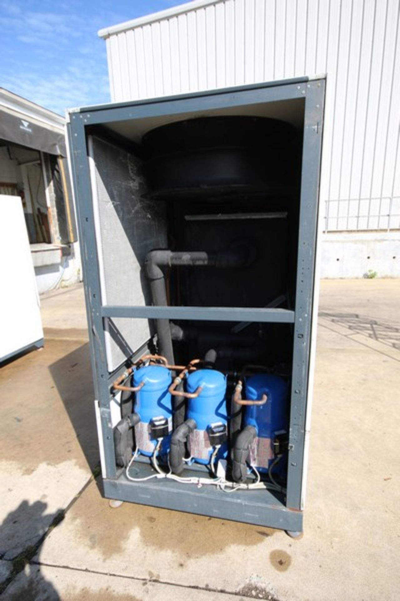 2017 KKT Package Chiller, Model cBoX 160, SN 205343, 460V, (Overall Dims. 105” L x 48” W x 82” - Image 3 of 8