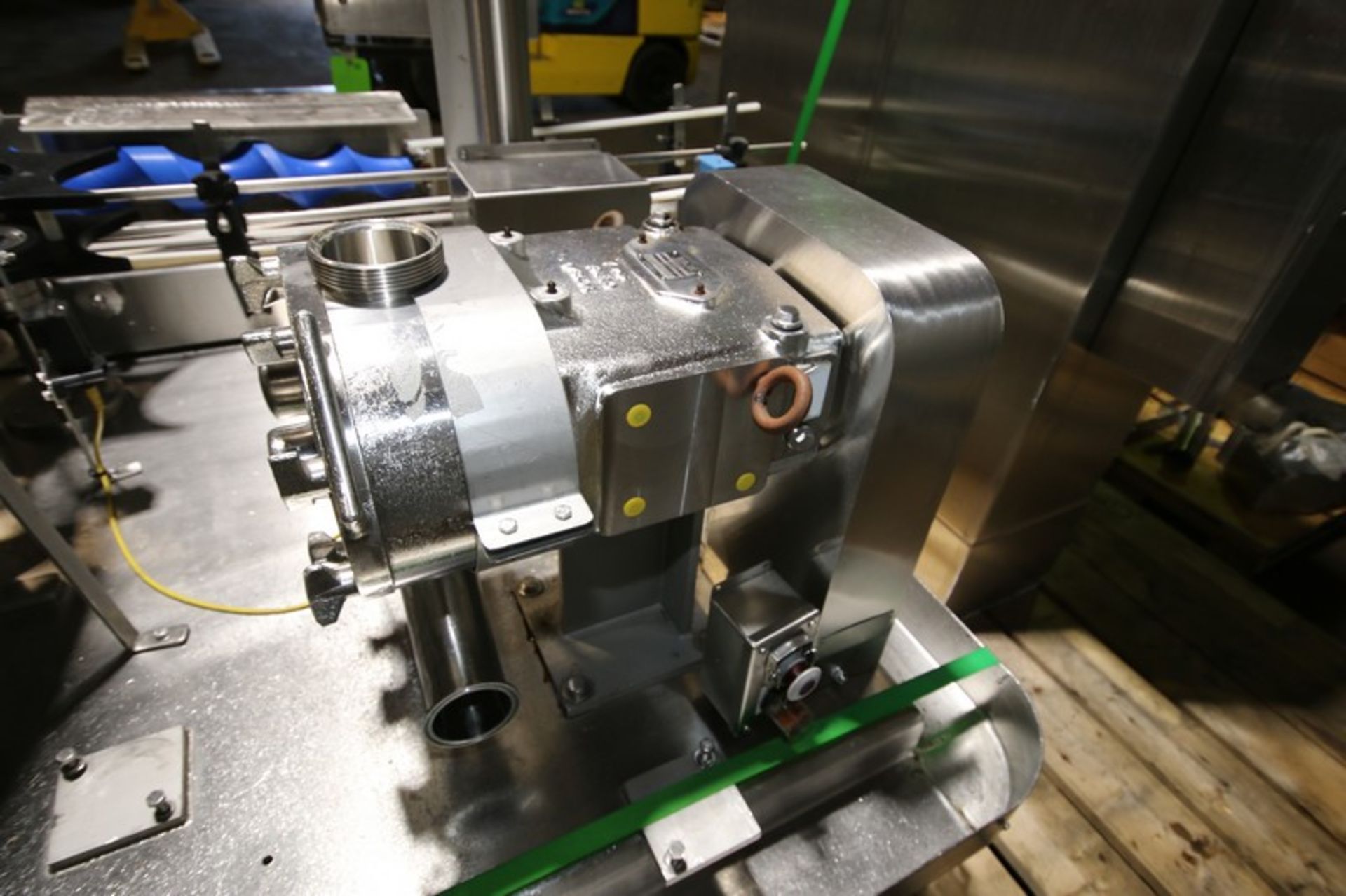 Pacific 10 - Station S/S Rotary Volumetric Filler, Model 10V00, SN 1404, Set up with 128 oz Round - Image 10 of 23