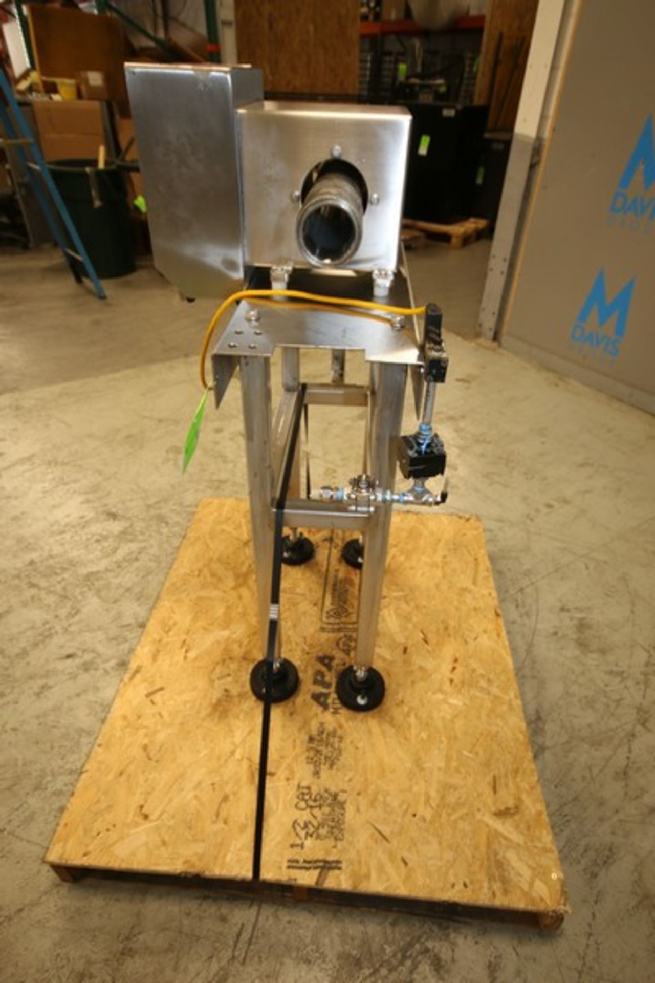Fortress Phantom 3” Pipe Line S/S Metal Detector, SN D-6196-3835, with Digital Controls, Mounted - Image 4 of 8
