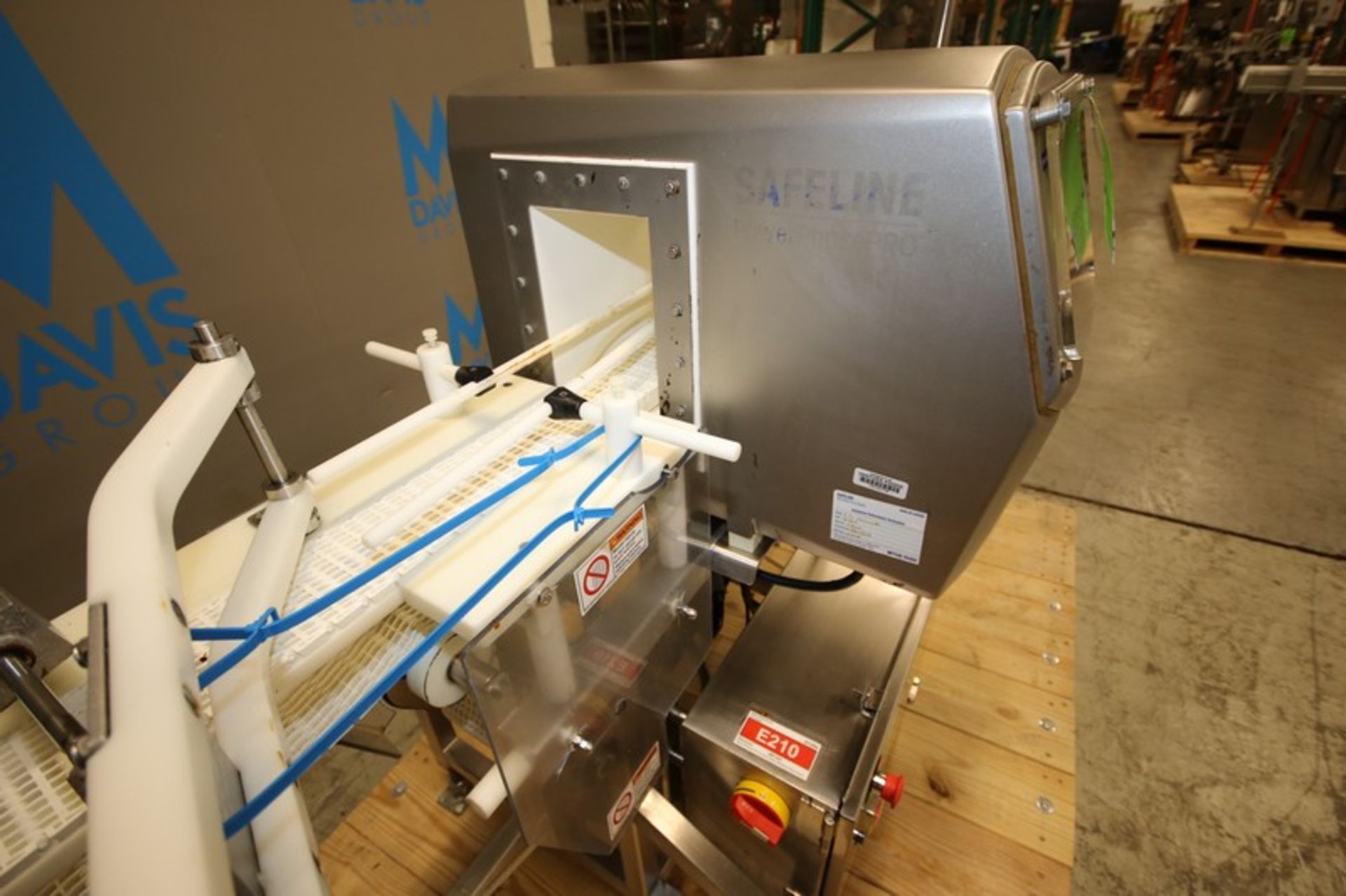 Safeline S/S Metal Detector System, Model SL2000, SN 6910101, 6” W x 7.5” H Opening with Digital - Image 7 of 12
