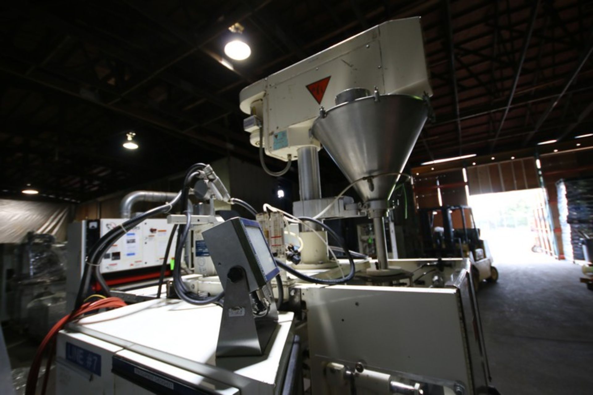 Hayssen Vertical Form Fill & Seal Package Machine (VFFS), Model Auger, SN U19359, with Top Mounted - Image 7 of 18