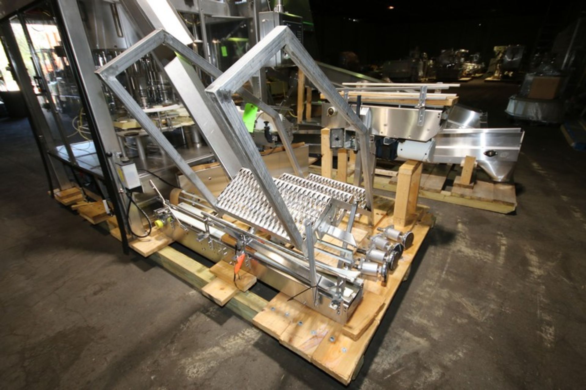 Fowler Zalkin 6 - Station Rotary Capper, Mach. Type CAS-6 / 480, SN 20022117 F/Z 1143, Set up with 4 - Image 14 of 28