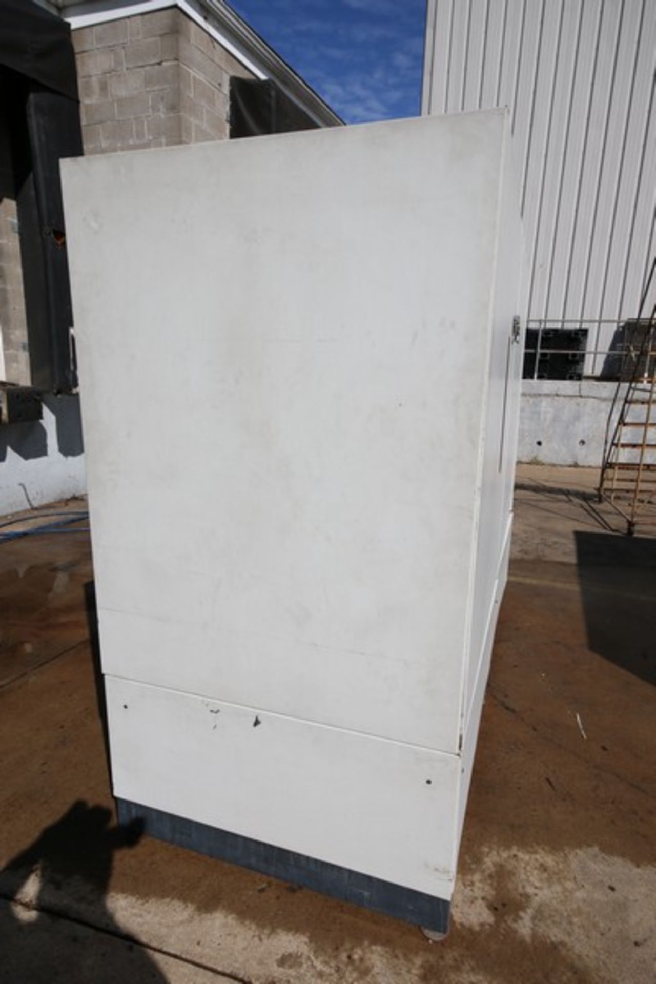 2015 KKT Package Chiller, Model cBoX 160, SN 152805, 460V, (Overall Dims. 105” L x 48” W x 82” - Image 3 of 7