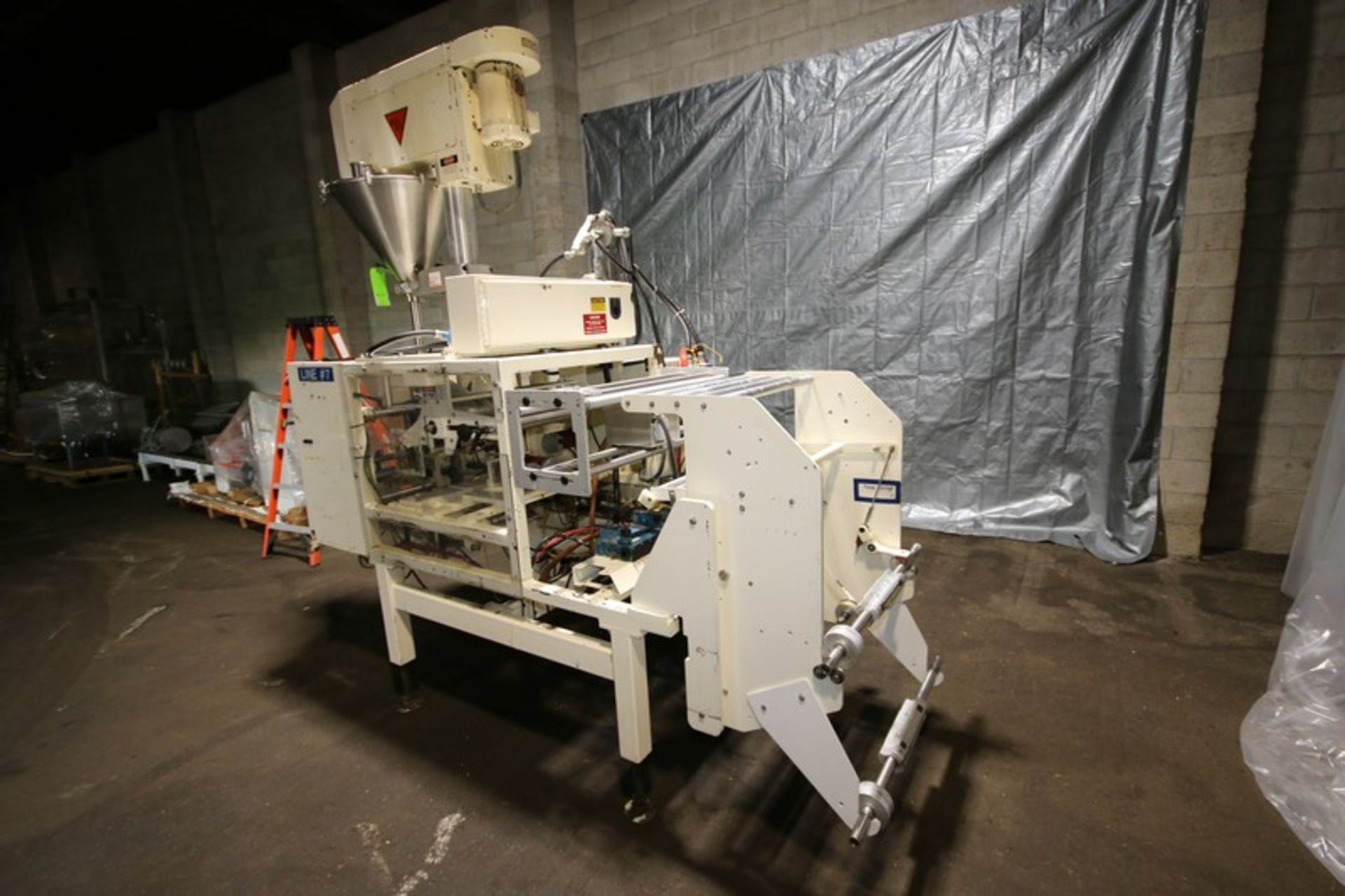 Hayssen Vertical Form Fill & Seal Package Machine (VFFS), Model Auger, SN U19359, with Top Mounted - Image 12 of 18