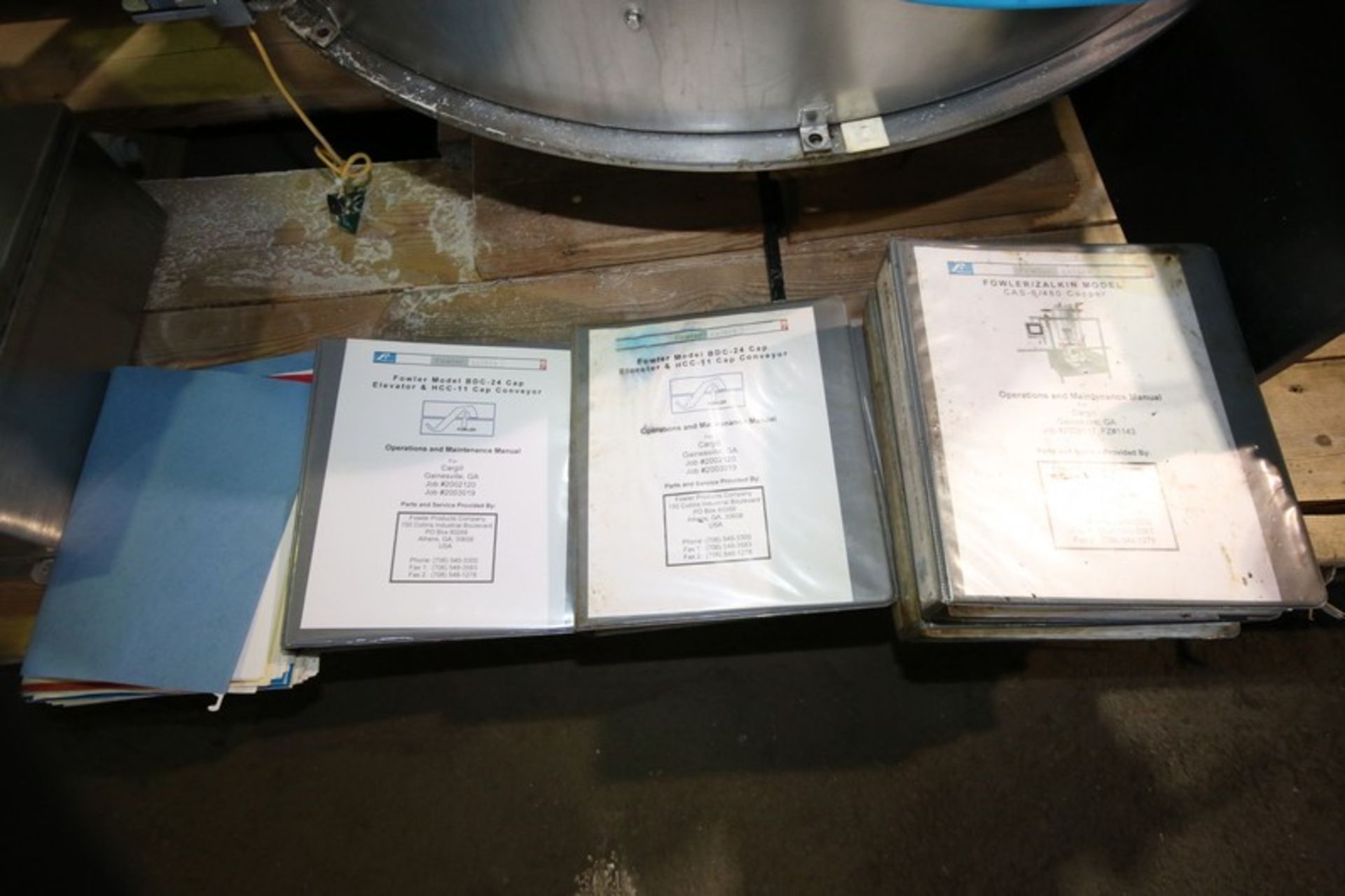 Fowler Zalkin 6 - Station Rotary Capper, Mach. Type CAS-6 / 480, SN 20022117 F/Z 1143, Set up with 4 - Image 27 of 28
