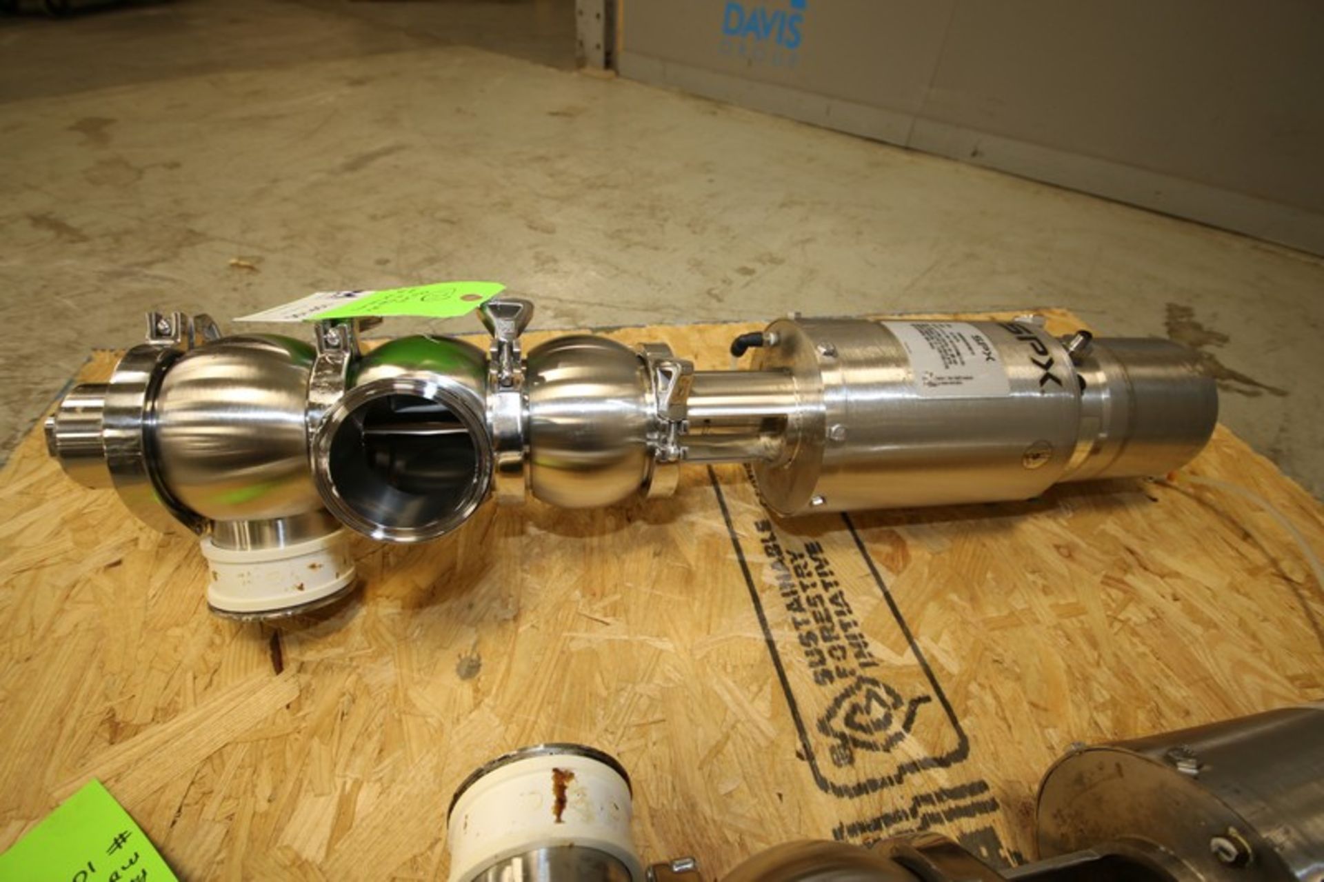 Lot of (2) SPX 3” 3 - Way S/S Air Valves, Type W73 3.0” TTT S - Line, PN X11675, SN - Image 2 of 5