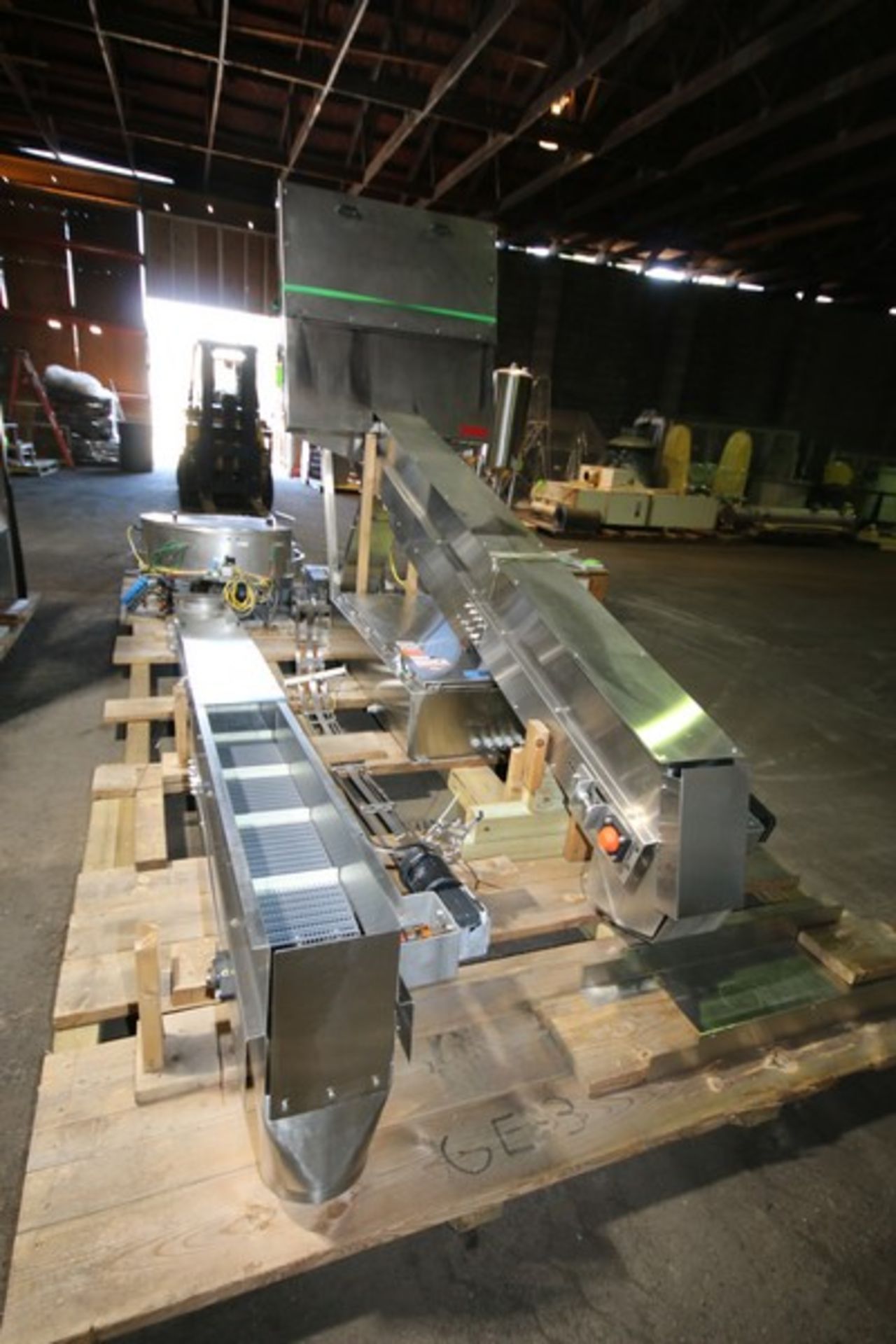 Fowler Zalkin 6 - Station Rotary Capper, Mach. Type CAS-6 / 480, SN 20022117 F/Z 1143, Set up with 4 - Image 15 of 28