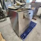 Miele Commercial (Lab.) Dishwasher high-quality Model PG 8583. Electric specifications: 208 volts,