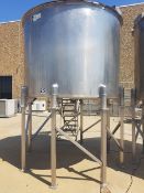 Aprox. 2083 Gal. S/S Mixing Tank, Tank Size Aprox. 96
