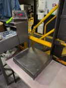 Doran S/S Platform Scale, M/N 7000XL, with 18