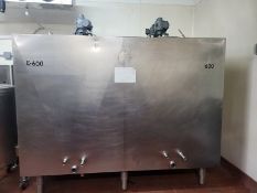 Dairy Craft 2-Compartment @ 600 Gal. S/S Tank, S/N 1516, Jacketed with Inlet and Outlet Ports on