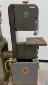 Walker Turner Band Saw. Model: 3110, Serial: 0000874. No Reserve. As shown in photos. Skidding is an