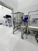 CLEVELAND TILTING KETTLE, MODEL HAMKGL60T, S/N WTO936-98F-01, NAT BOARD 52000, BOTTOM JACKET, AGITAT