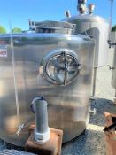 1000 GALLON STAINLESS STEEL JACKETED TANK