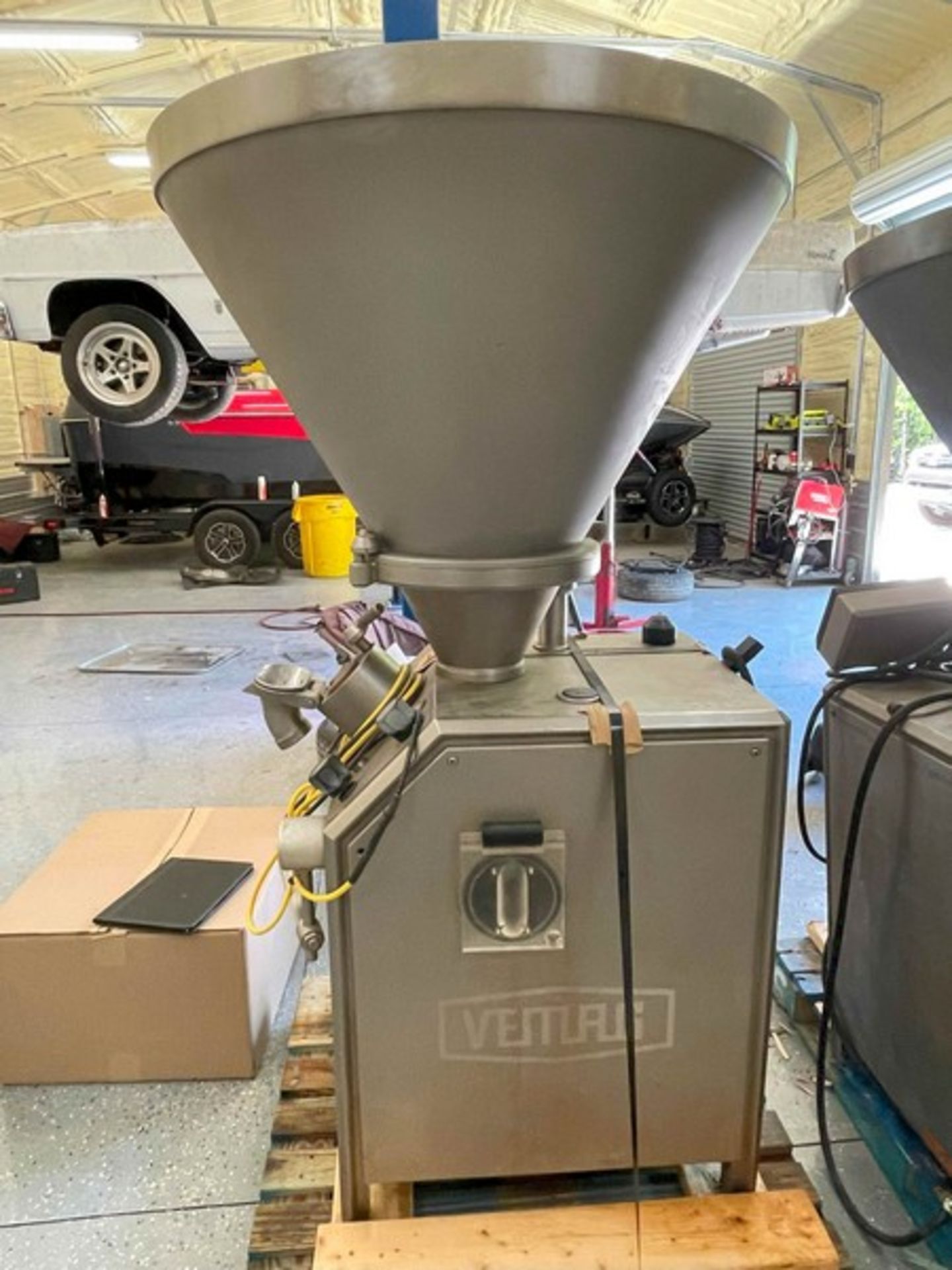 Vemag Robot 500 (Note: Not In Running Condition) (Loading Fee $200) (Located Cartersvillle, GA)