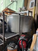Mashtun with Feldmeier Aprox. 600 Gal. S/S Jacketed Tank with Agitator (Loading Fee $100) (Located