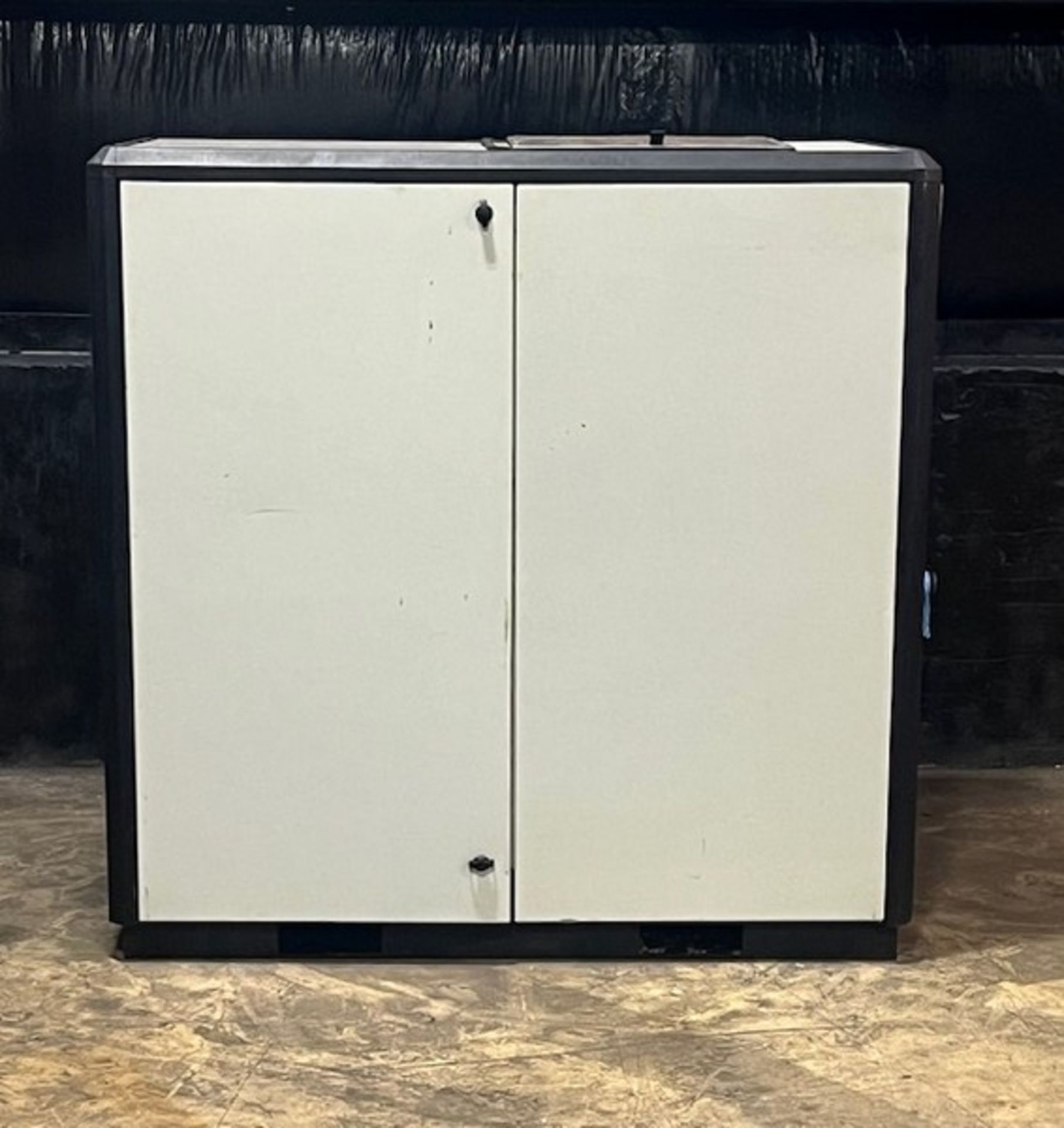Sullair 50 hp Air Compressor, Model 3709V/A, S/N 2009011200033, Year 2008, Air Pressure Rated Max - Image 3 of 15