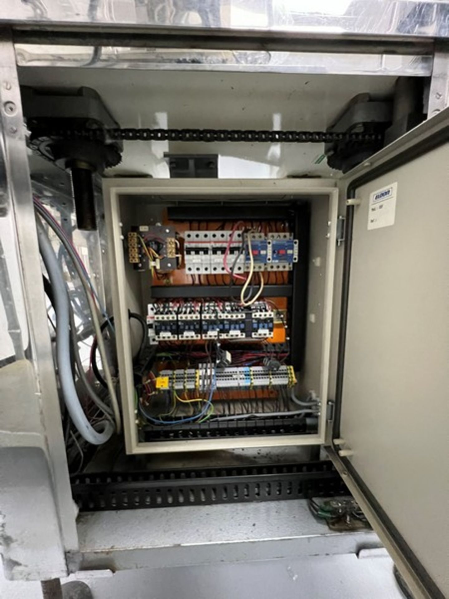 King TC-12 Counter, Model TC-12, S/N TC12 217905, Volt 220, Phase 3, Hz. 60 (Note: Sensor Not - Image 5 of 6