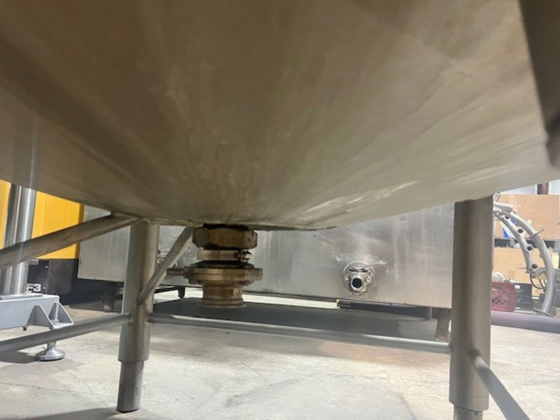 APV 320 Gal. Vertical Jacketed Tank, Model CCA, S/N K2163 with 2-Manway Doors, Sprayball, Adjustable - Image 8 of 12