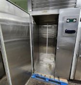 Traulsen Cabinet Blast Chiller Cabinet Freezer Traulsen Chiler Serial number T24766E06, Model Number