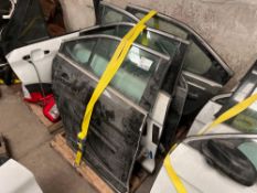 (4) 2007 Ford Taurus Doors
