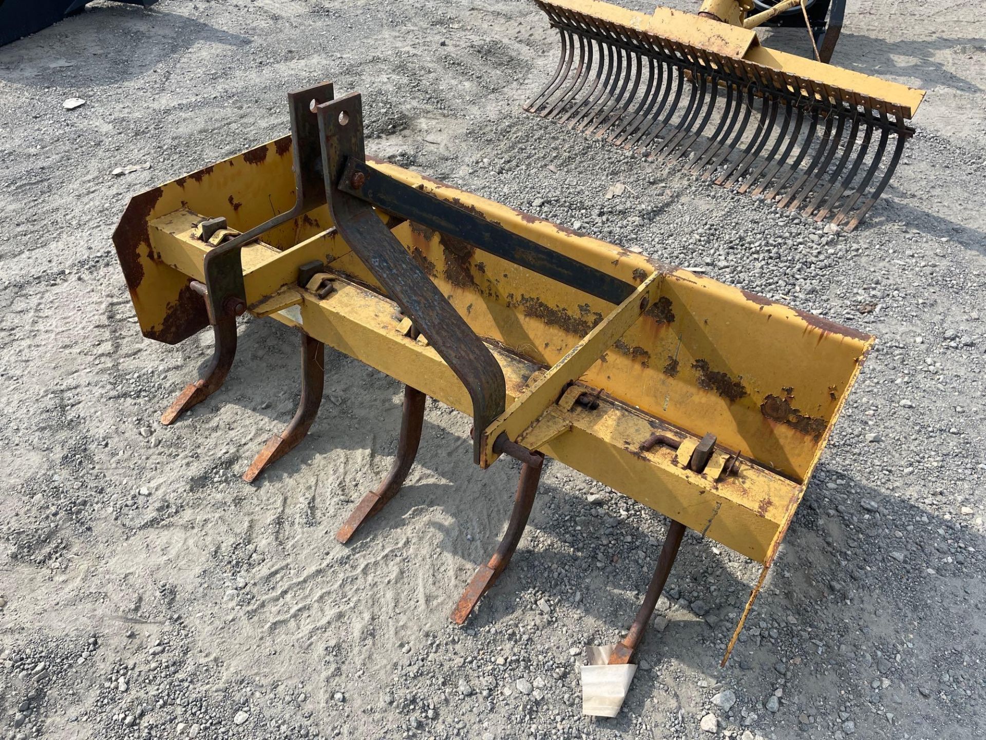 King Kutter Three Point Hitch Box Blade - Image 6 of 9