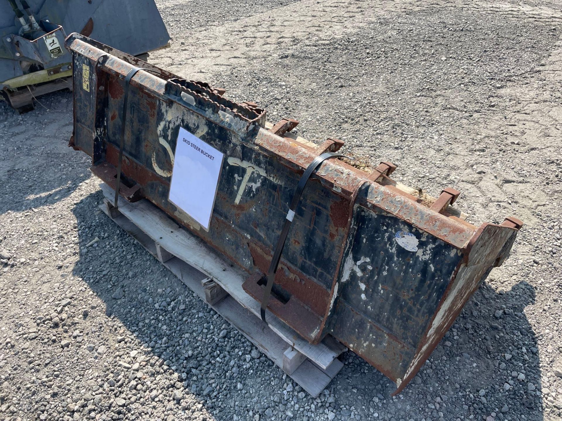 66" Skid Steer Bucket - Image 3 of 4
